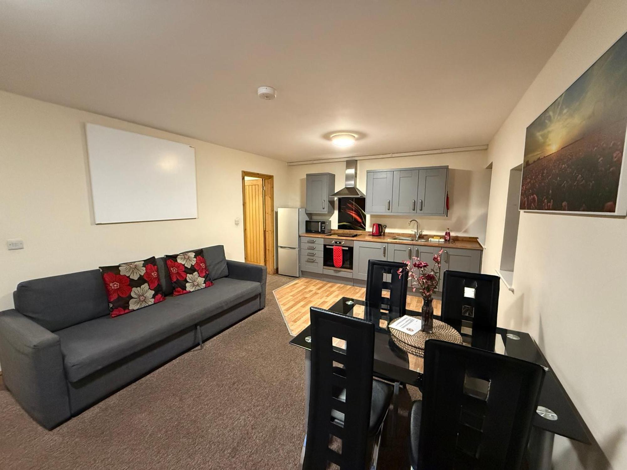 แอปเปิลตัน อพาร์ตเมนต์ Aparthotel Newark-on-Trent  ภายนอก รูปภาพ